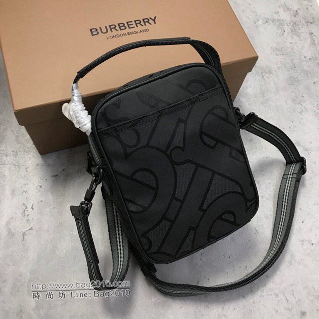 Burberry專櫃新款男包 巴寶莉男士斜背包  db1230